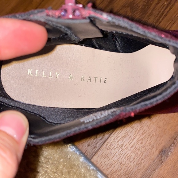 Kelly and Katie Adeelah size 6 heel bootie maroon - Picture 3 of 7